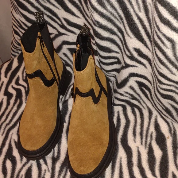 👣LUCKY BRAND EABILE Topanga Tan Boots
